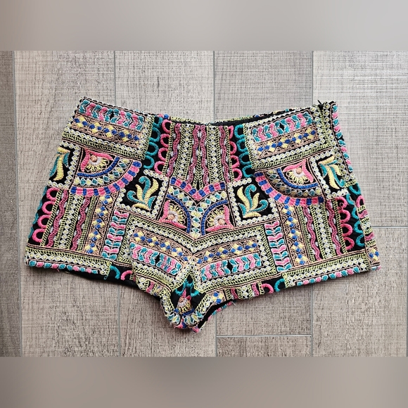 Zara Shorts - Picture 4 of 4